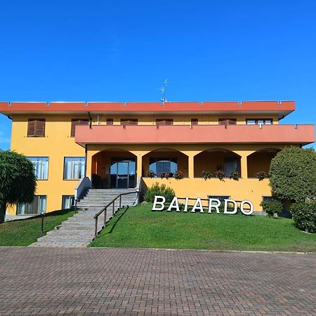 Hotel Baiardo Romagnano Sesia Exterior foto